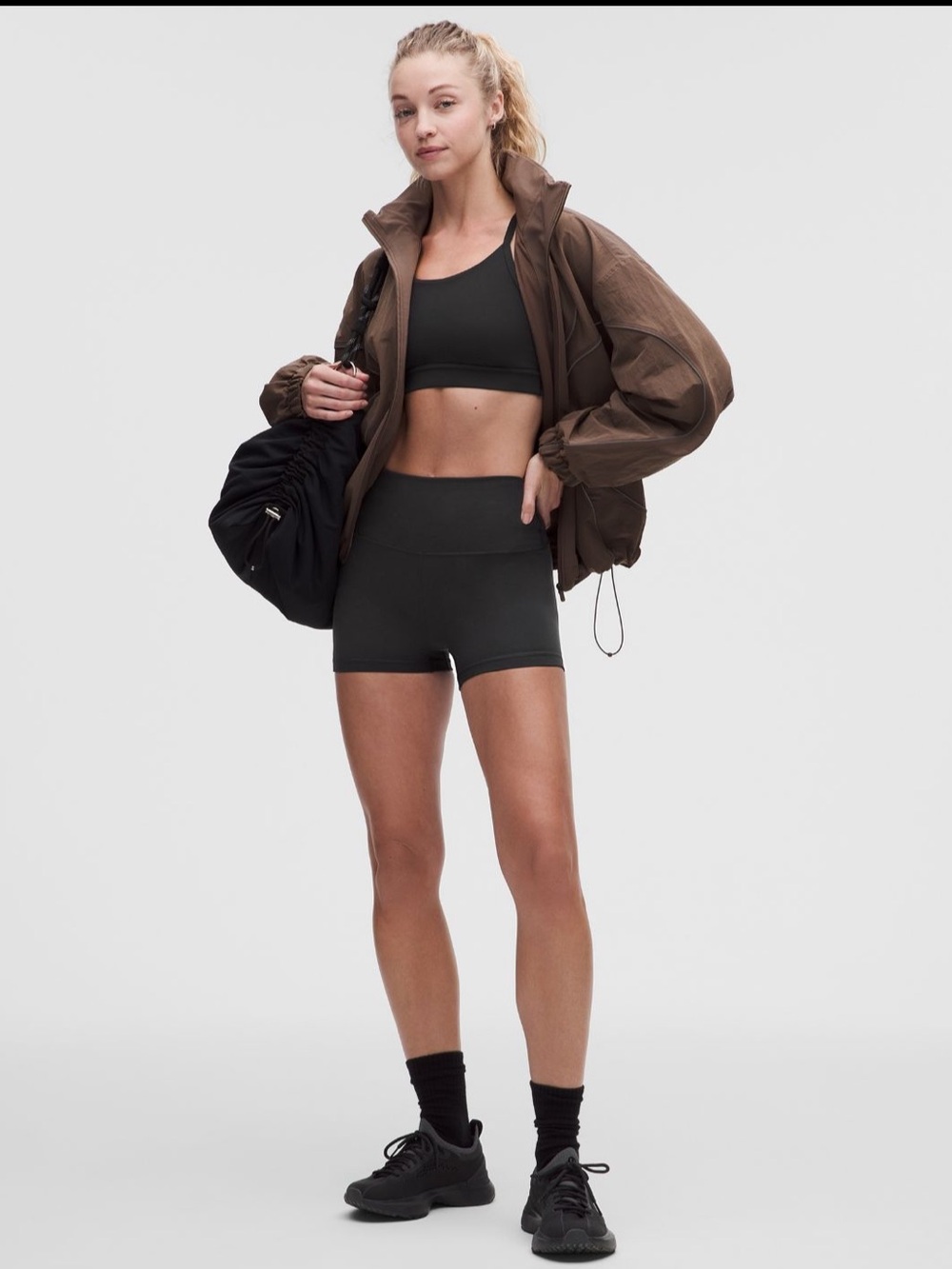 Lululemon Align High Rise Short 4” in black size 6